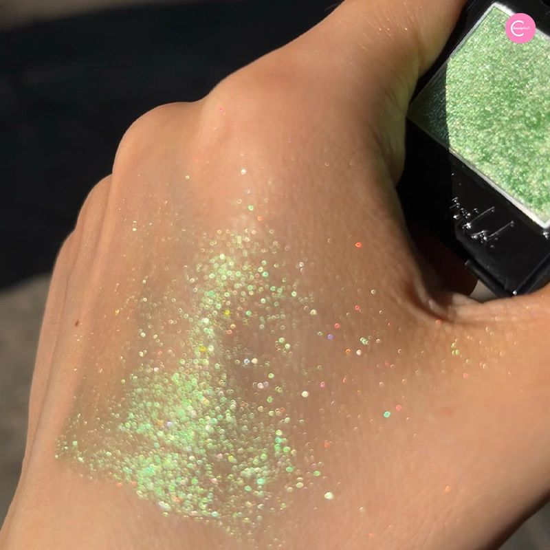 Coldnwild Chameleon Green Eyeshadow
