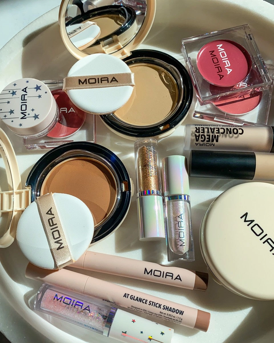 Complete Wear™ Powder Foundation (650W)