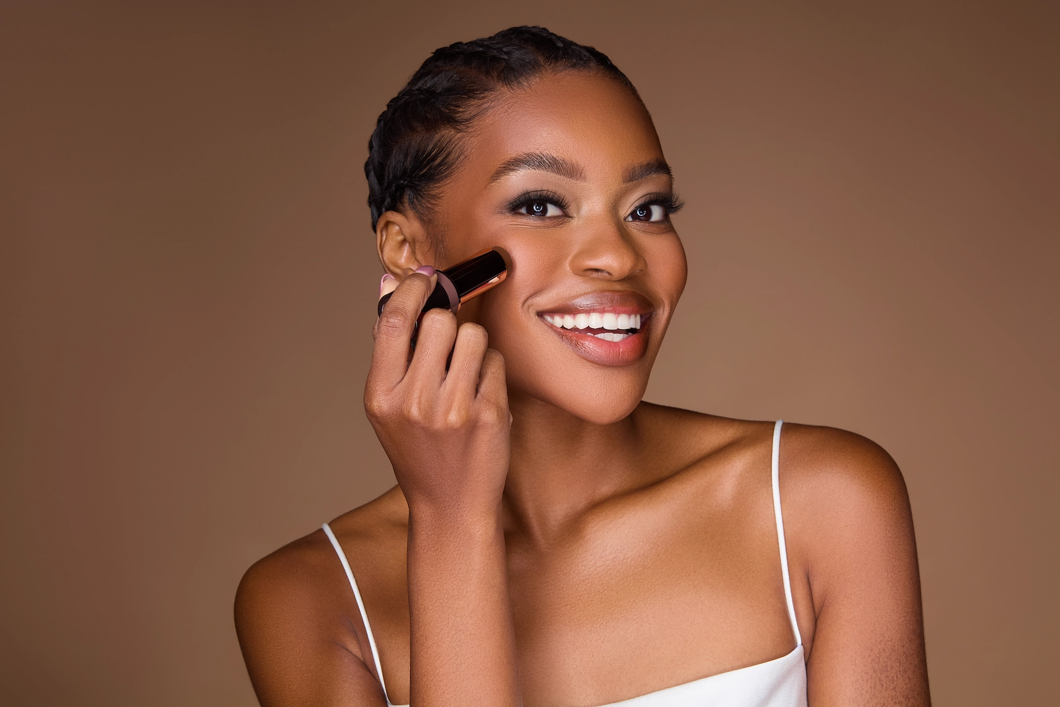 Flawless Stay Contour Sticks