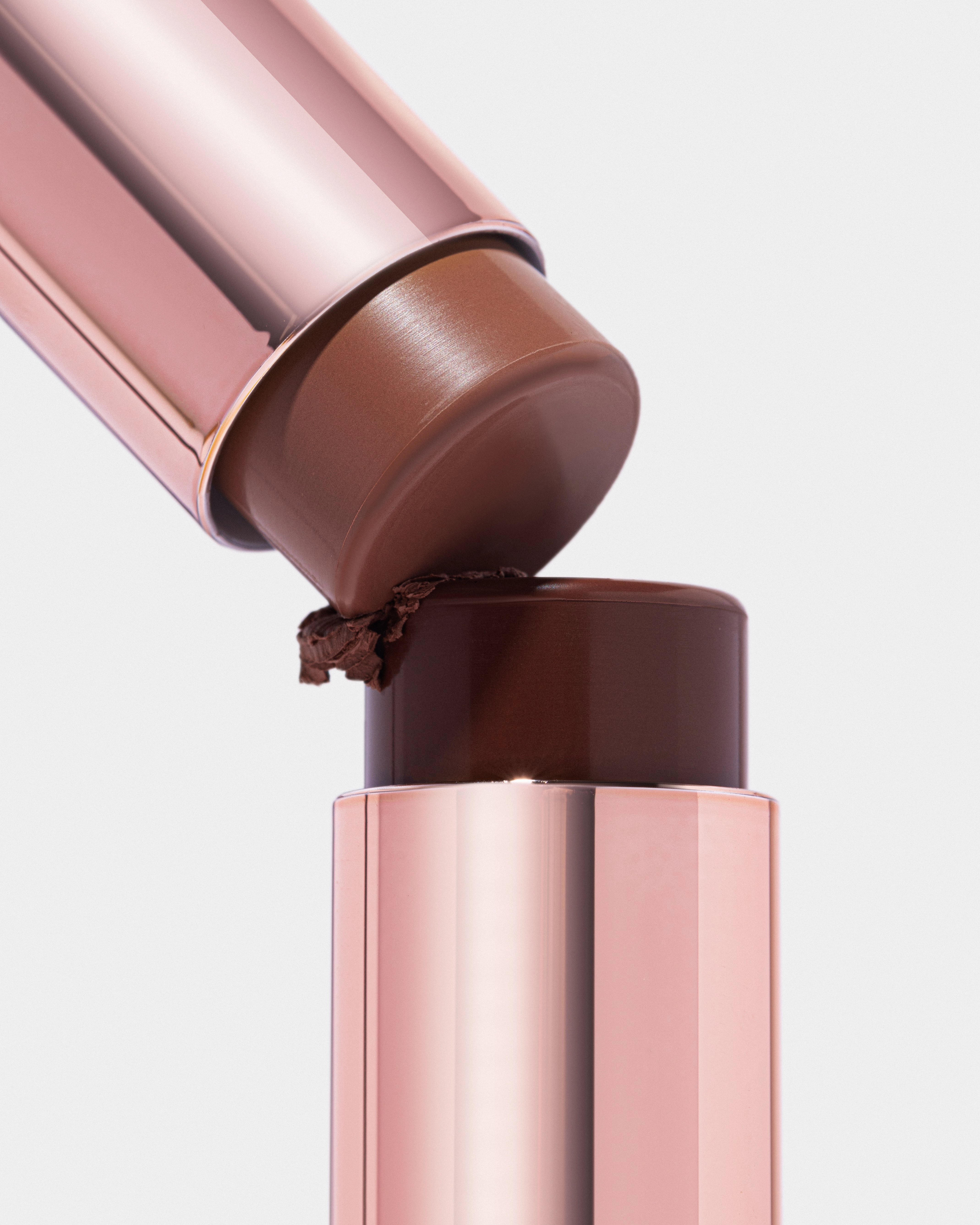 Flawless Stay Contour Sticks