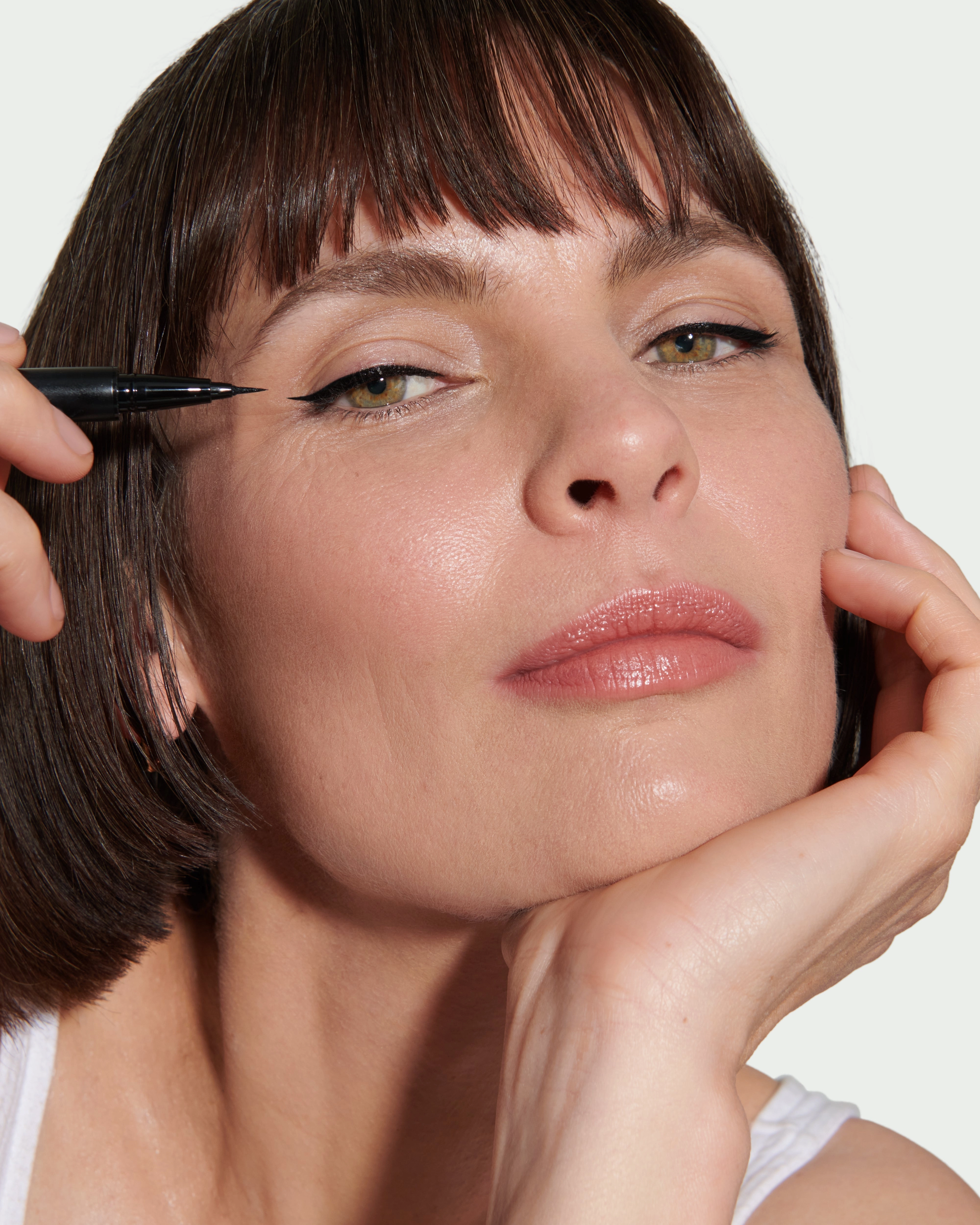 Kitten Flick Liquid Eyeliner (Black)