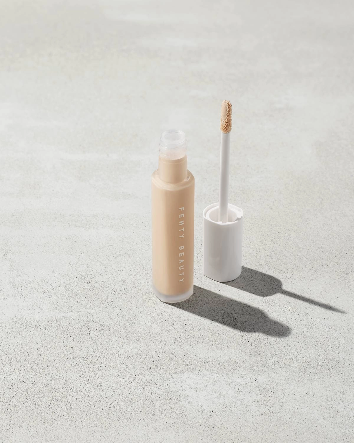 Pro Filt'r Instant Retouch Concealer — #140