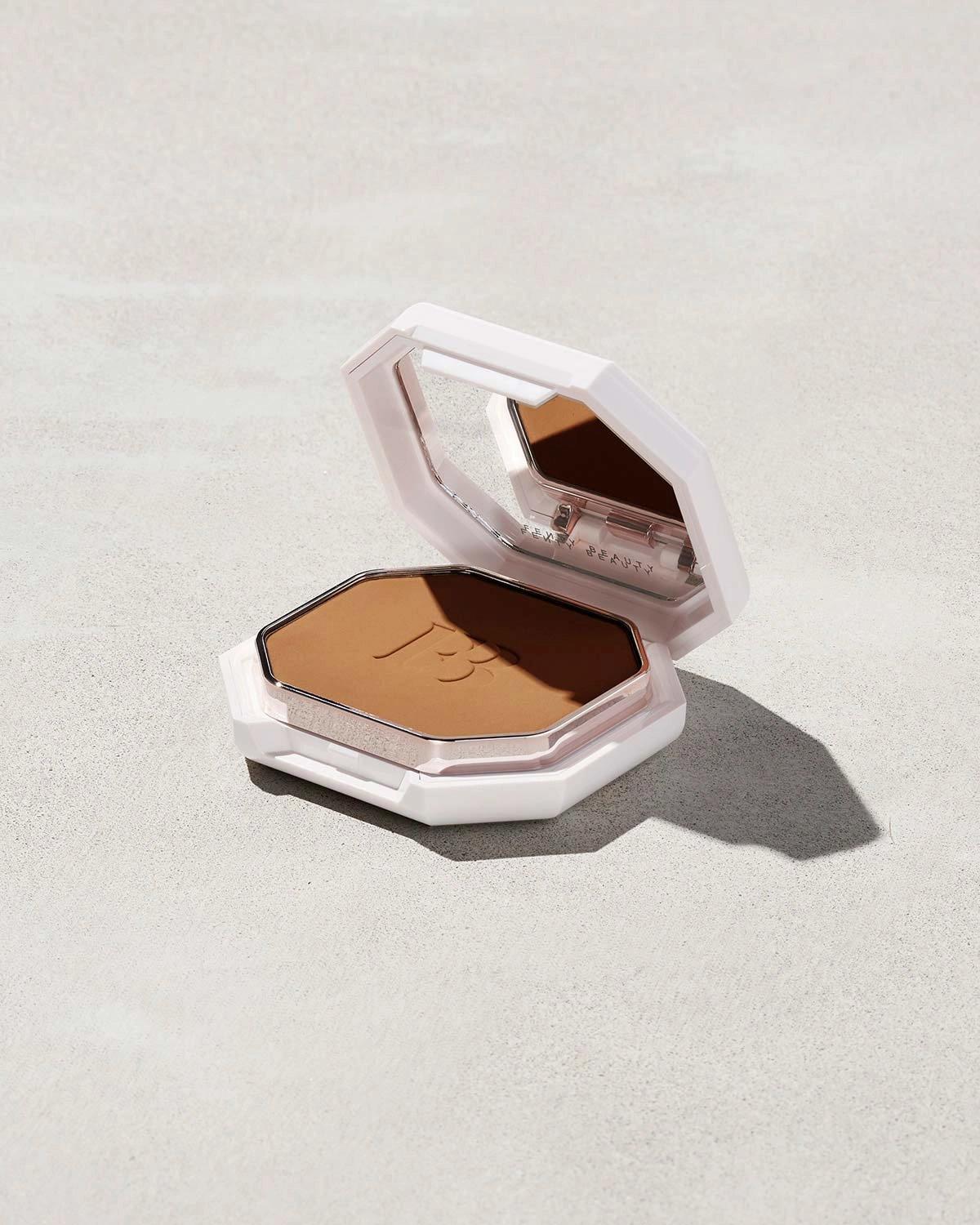 Pro Filt'r Soft Matte Powder Foundation — #345