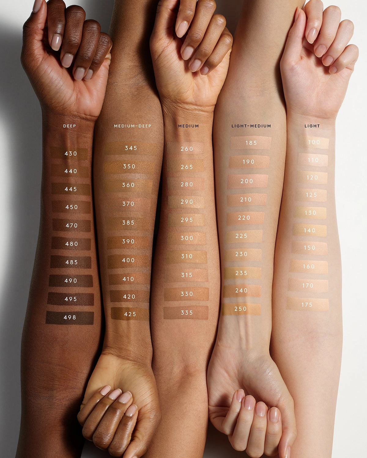 Soft'lit Naturally Luminous Longwear Foundation — 425